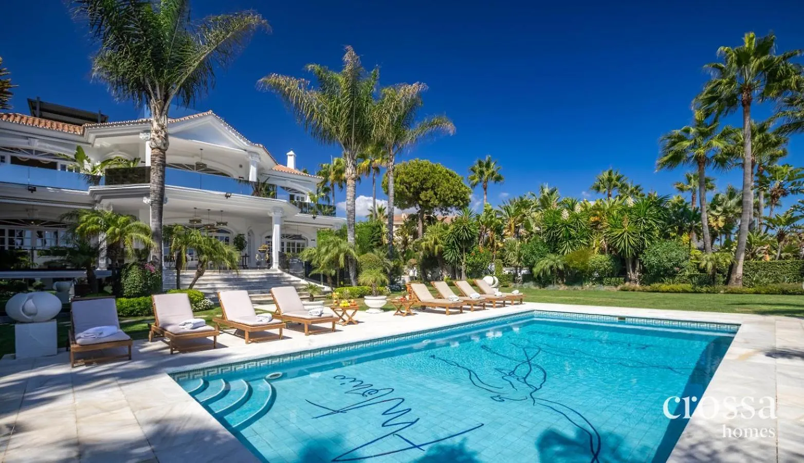 Luxury Villa El Martinete, Frontline Puerto Banus Marbella